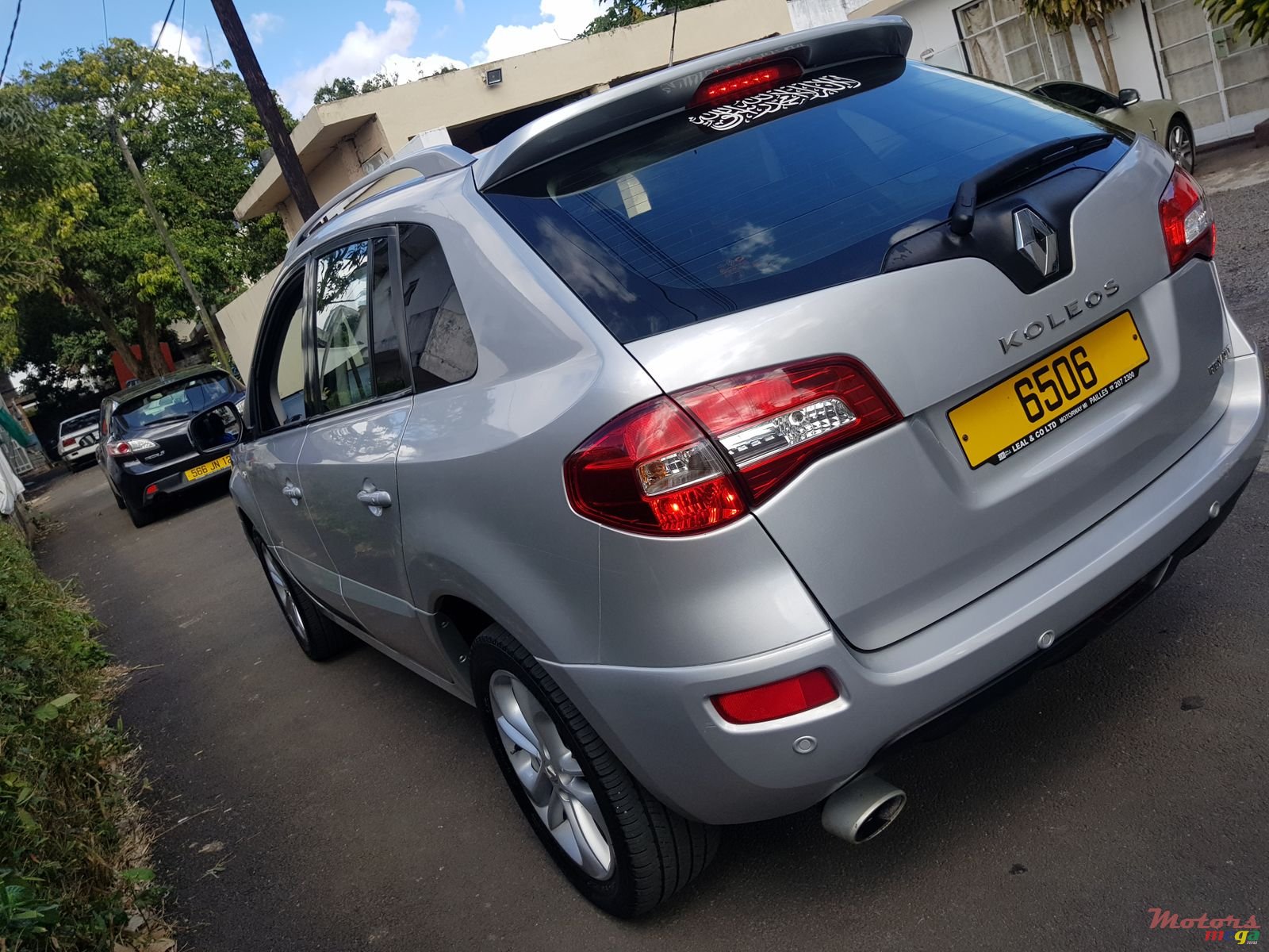 2010' Renault Koleos Automatic photo #3