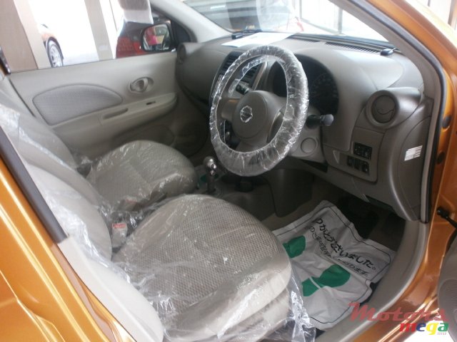 2014' Nissan March photo #4