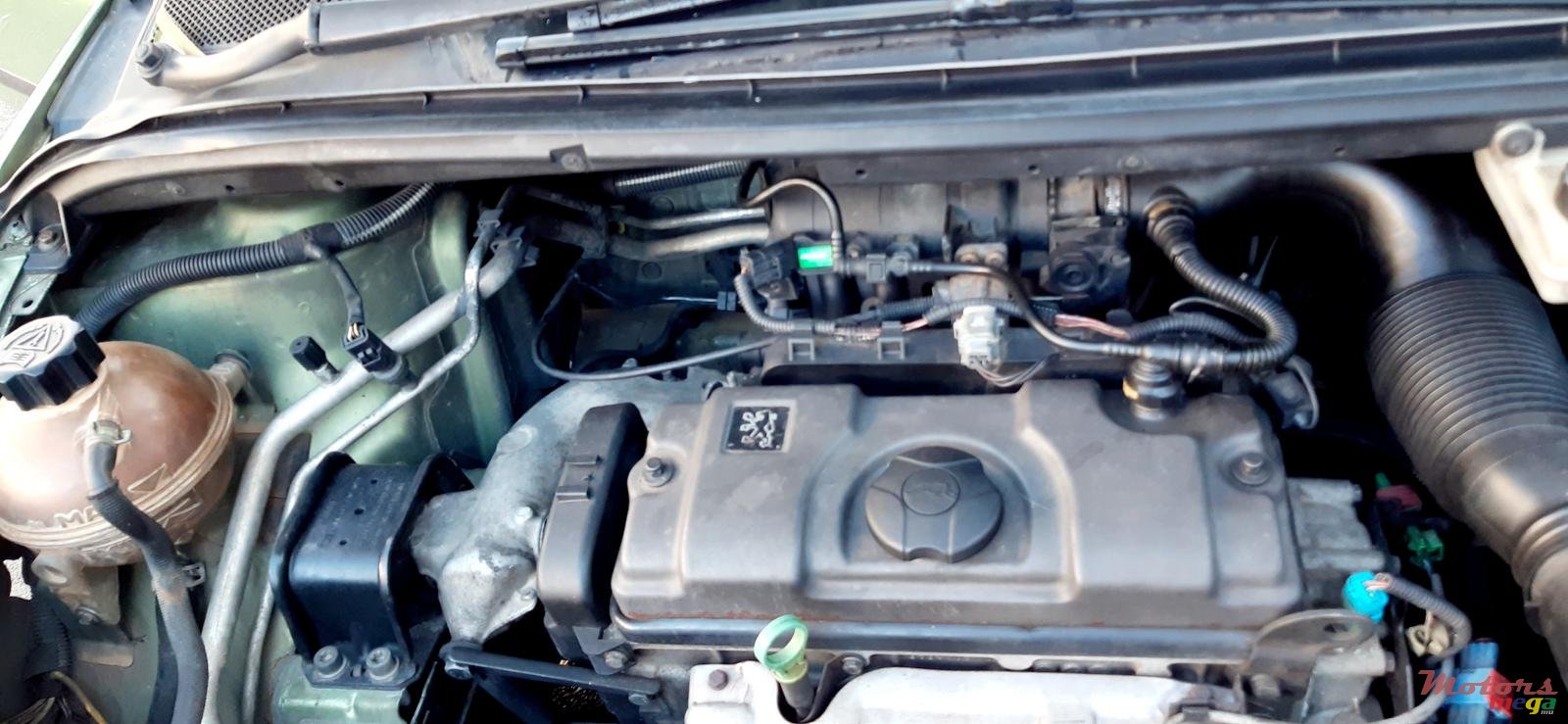 2002' Peugeot 307 photo #6