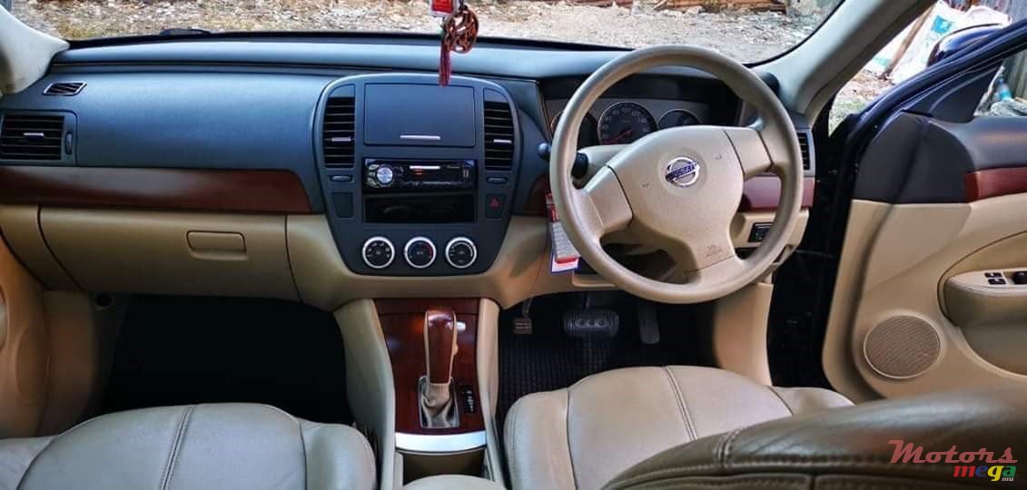 2007' Nissan Bluebird photo #3