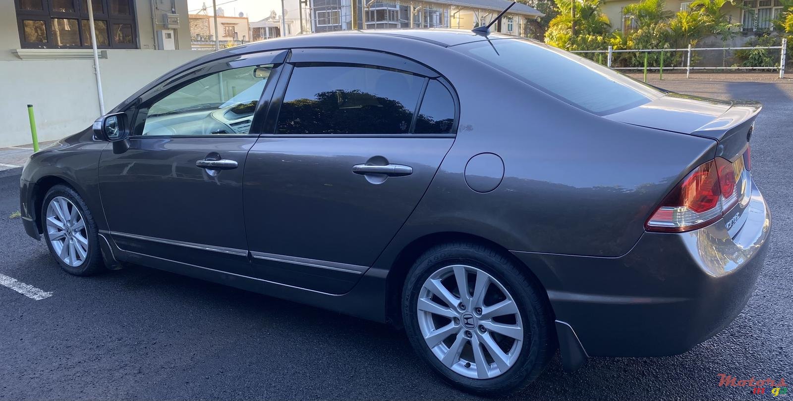 2010' Honda Civic VXI photo #2