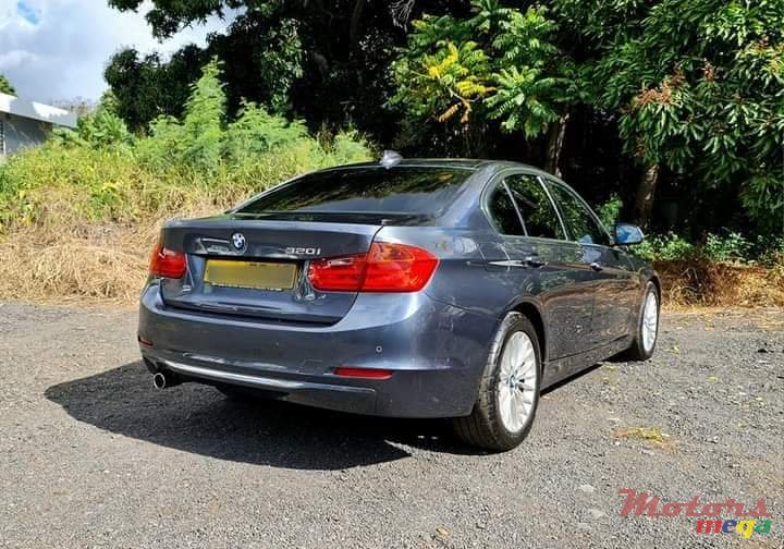 2012' BMW 320 photo #2