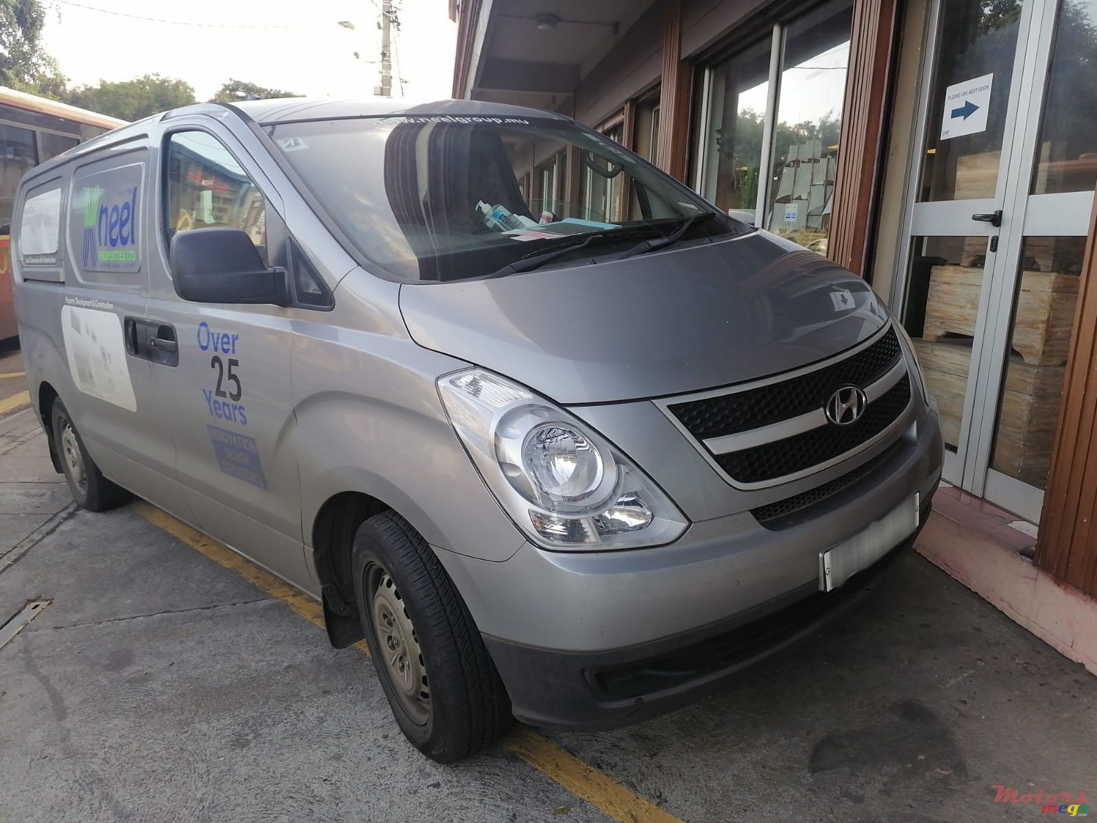 2016' Hyundai H-1 H1 photo #1