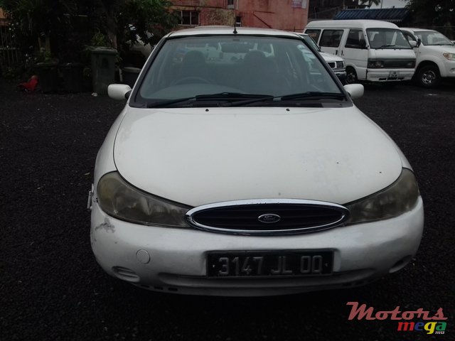 2000' Ford Mondeo photo #1
