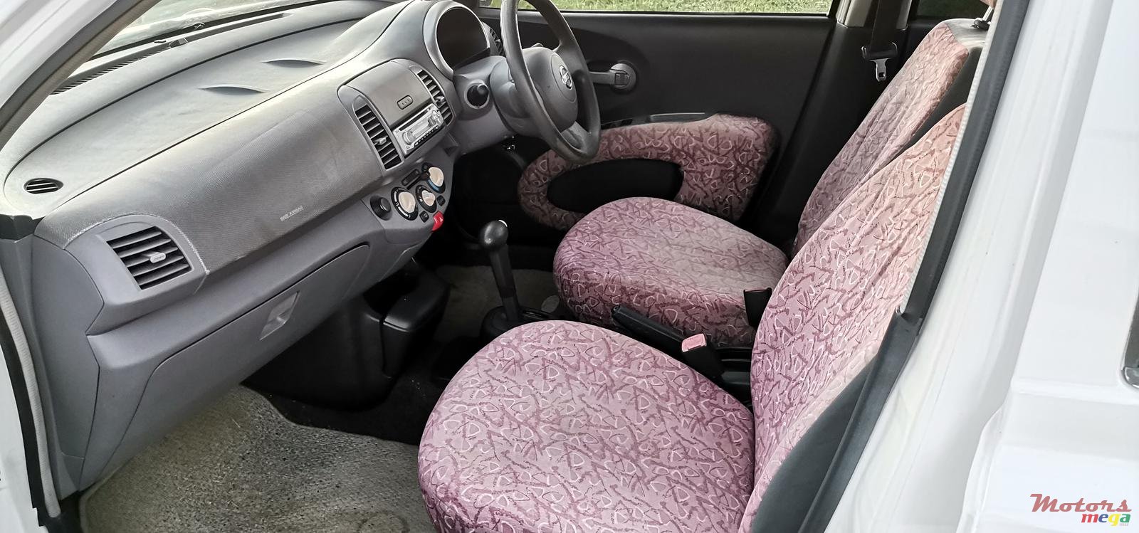 2002' Nissan March photo #3