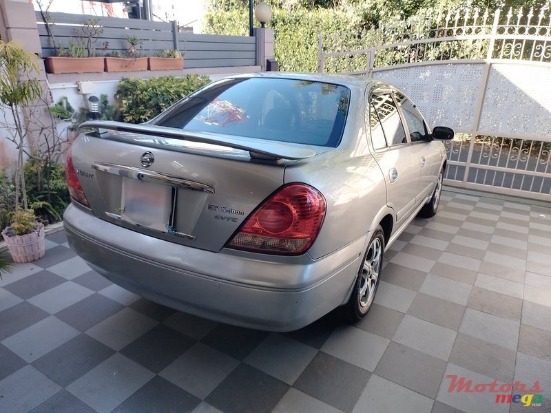 2005' Nissan Sunny photo #3