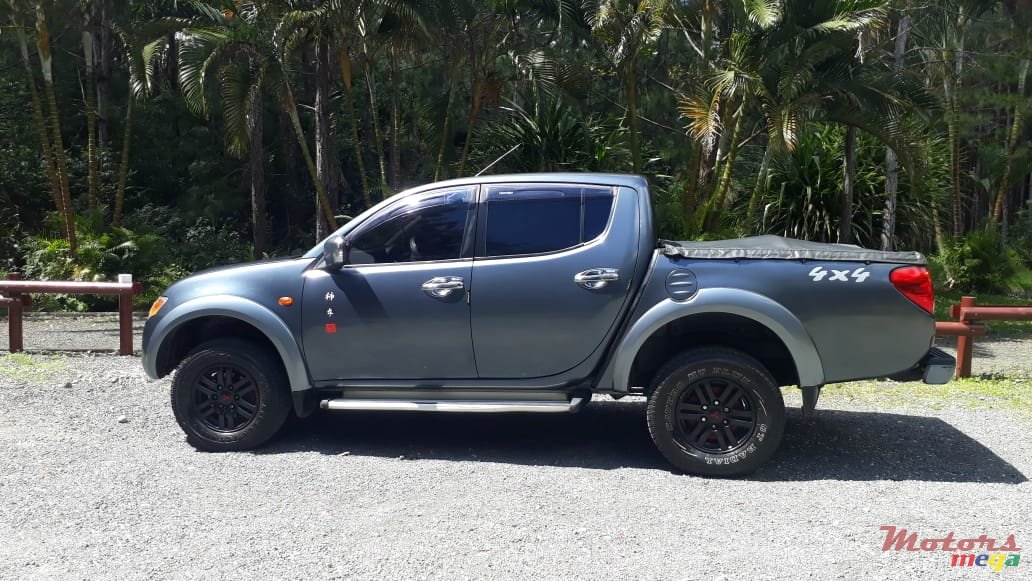 2008' Mitsubishi L 200 Sportero DID photo #4