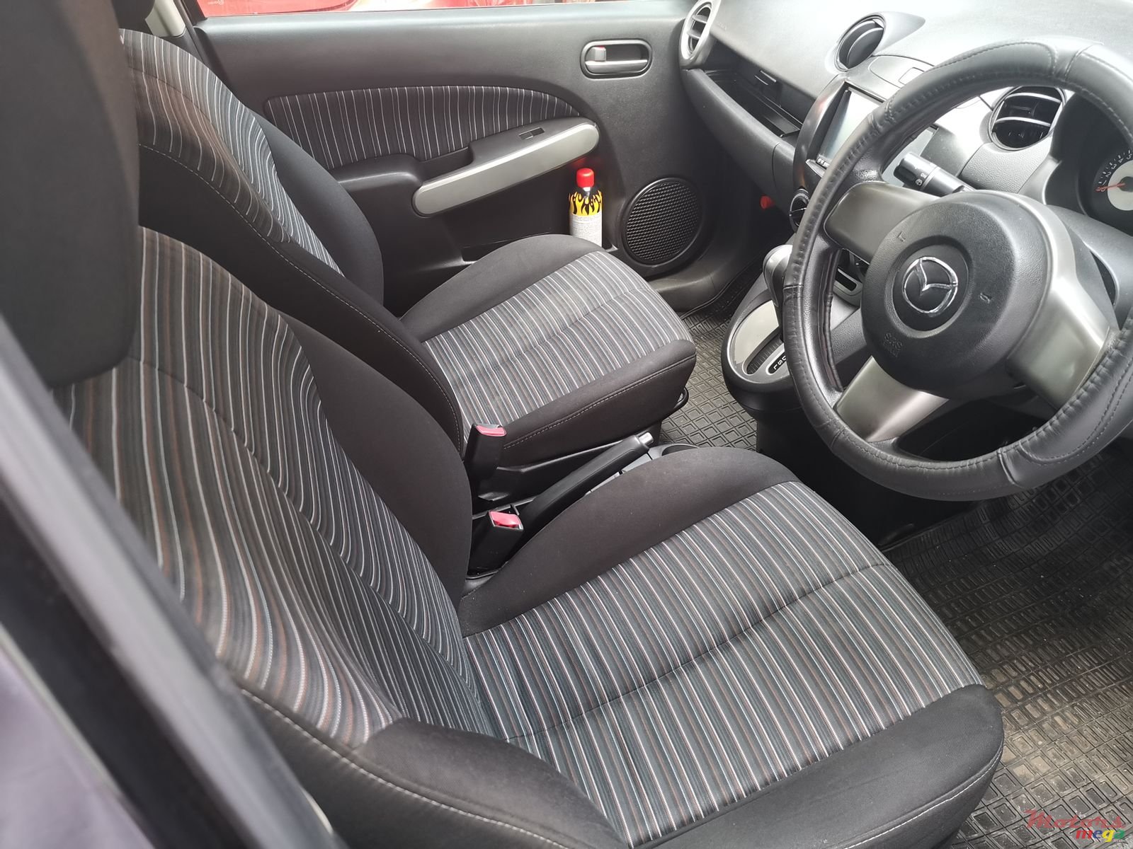 2010' Mazda Demio photo #1