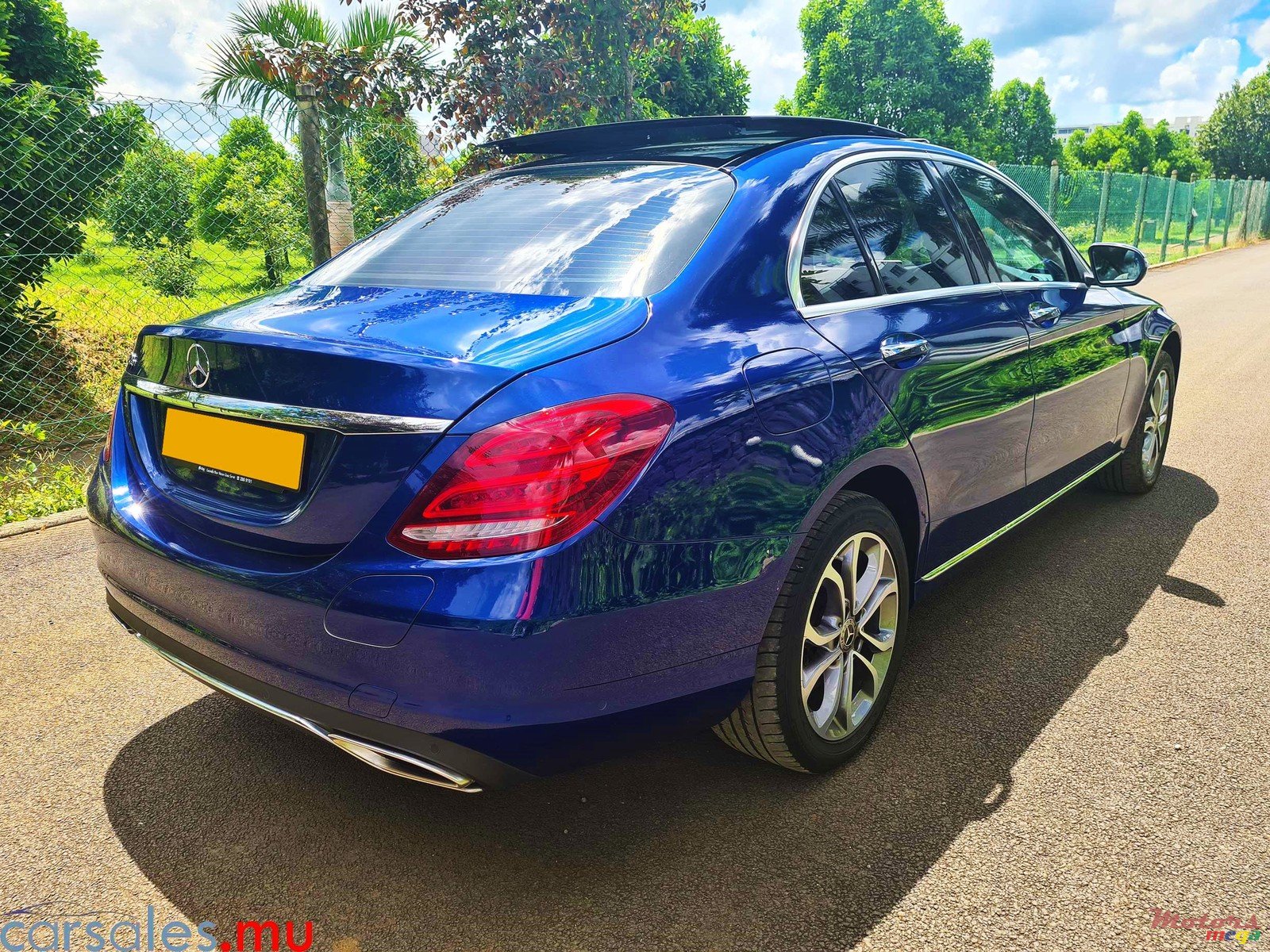 2017' Mercedes-Benz C350e Plug-In Hybrid photo #3