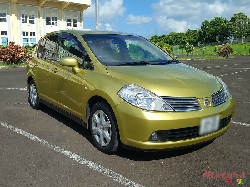 2005' Nissan Tiida photo #4