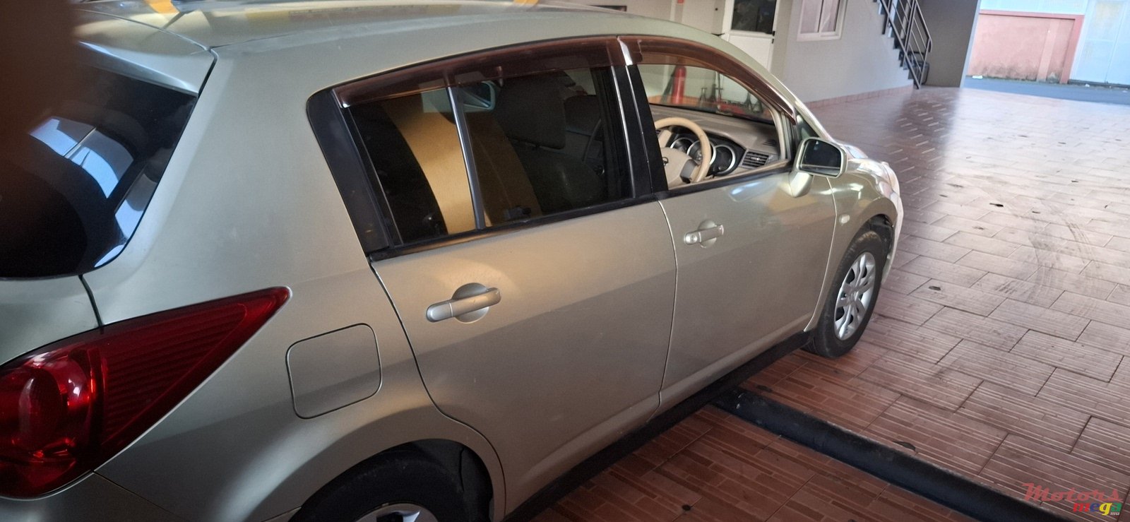 2006' Nissan Tiida photo #5