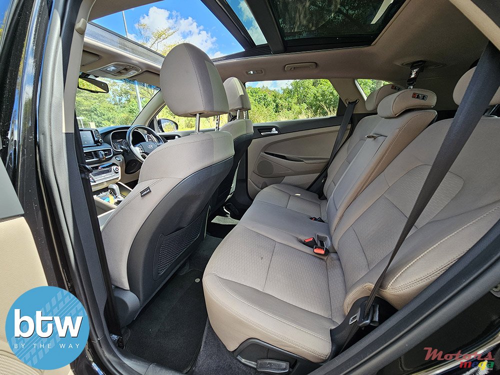 2019' Hyundai Tucson photo #6