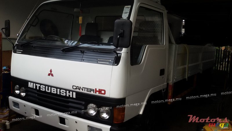 1993' Mitsubishi Canter photo #1