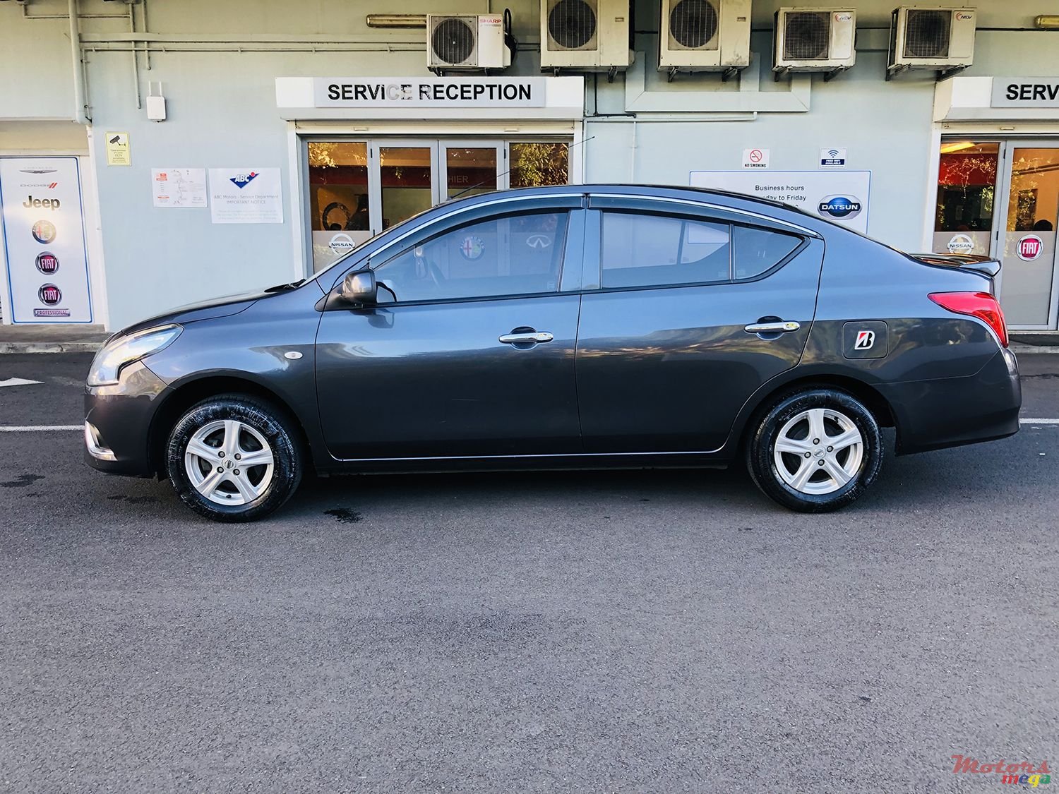 2016' Nissan Almera photo #5