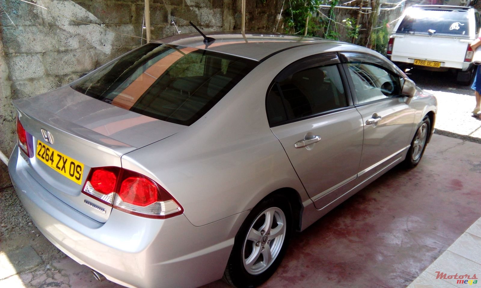 2009' Honda Civic Hybrid photo #1