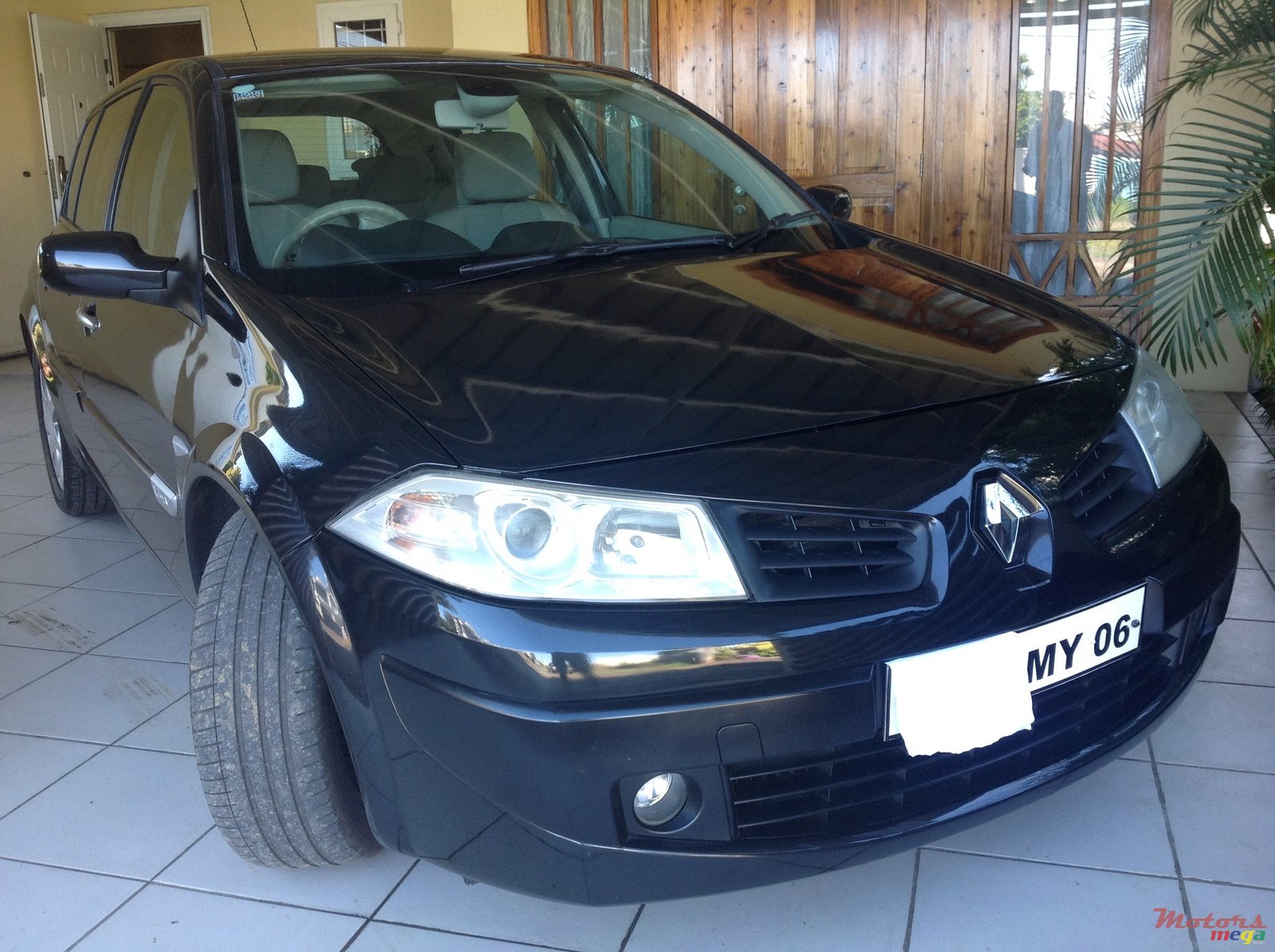 2006' Renault Megane photo #1