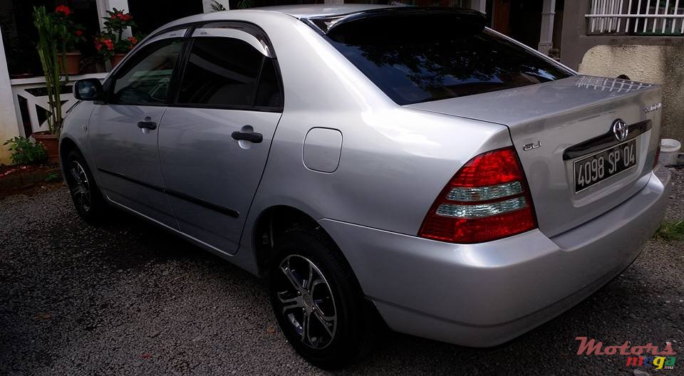 2004' Toyota Corolla GLI photo #6