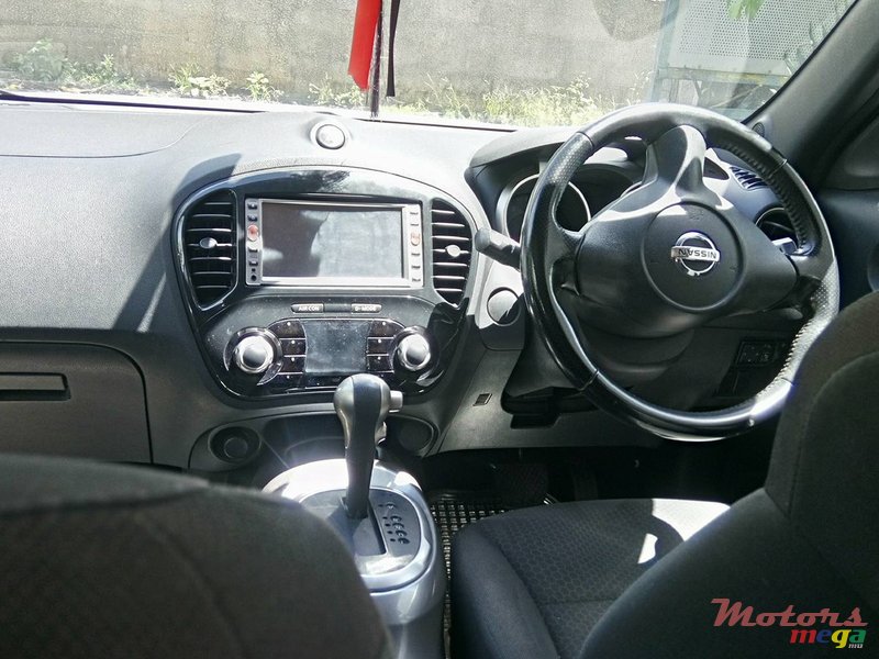 2011' Nissan Juke photo #3