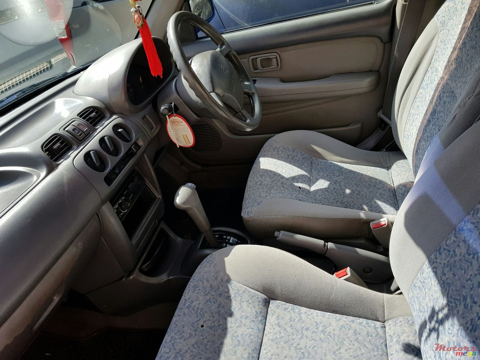 1998' Nissan March Automatic photo #3