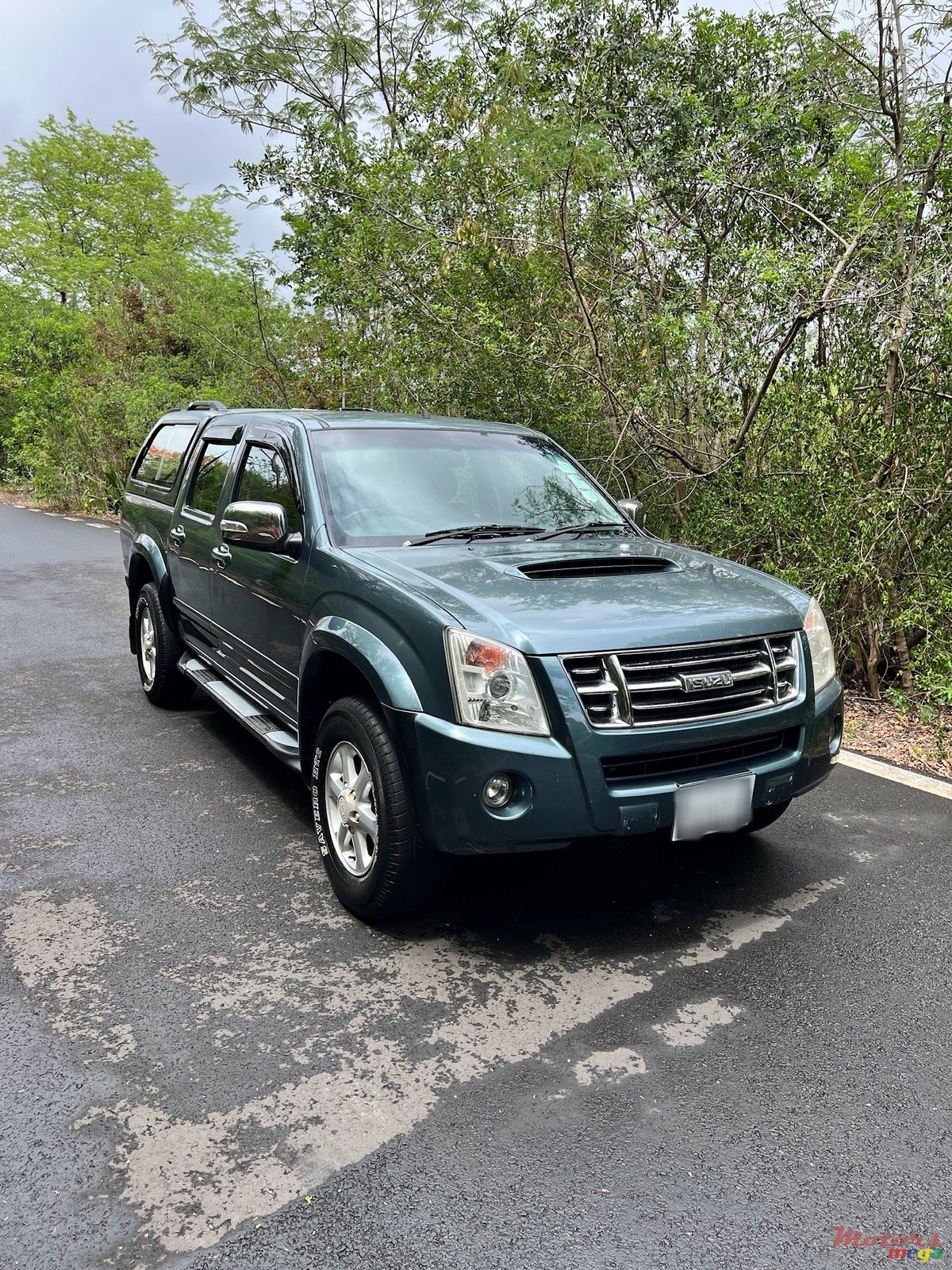 2010' Isuzu D-Max photo #2