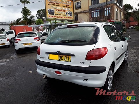 2001' Peugeot 206 photo #7