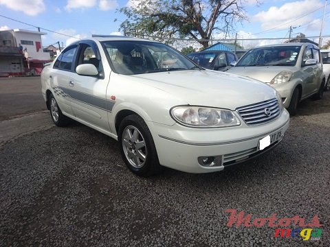 2004' Nissan Sunny N17 photo #2