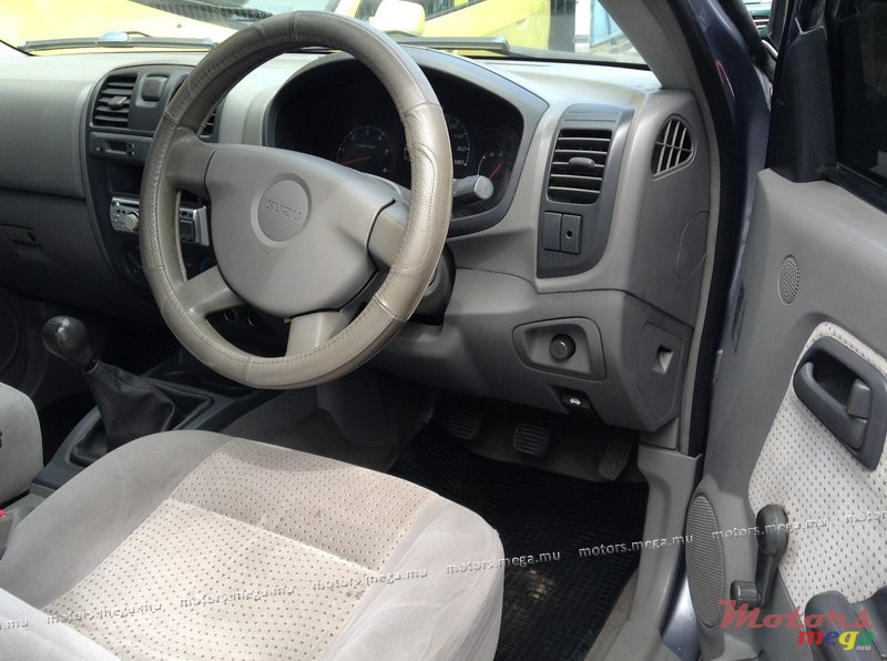 2006' Isuzu D-Max photo #3