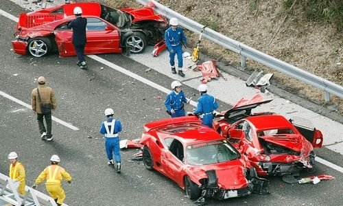 Supercar convoy damaged in 14-car Japan crash