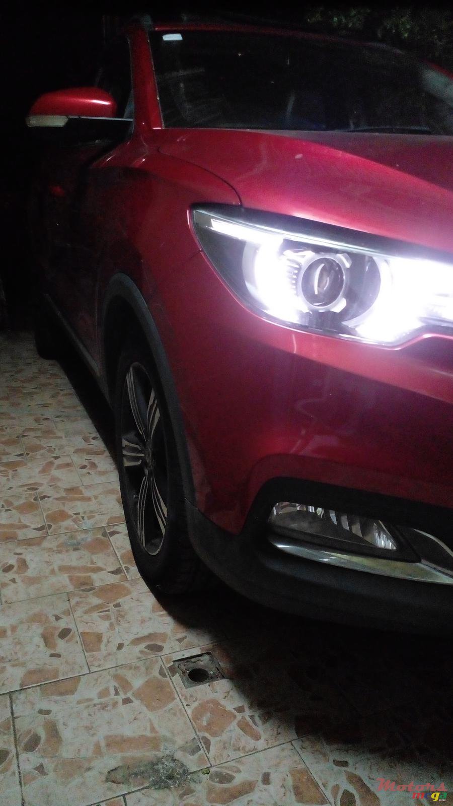 2019' MG ZS Zs photo #1