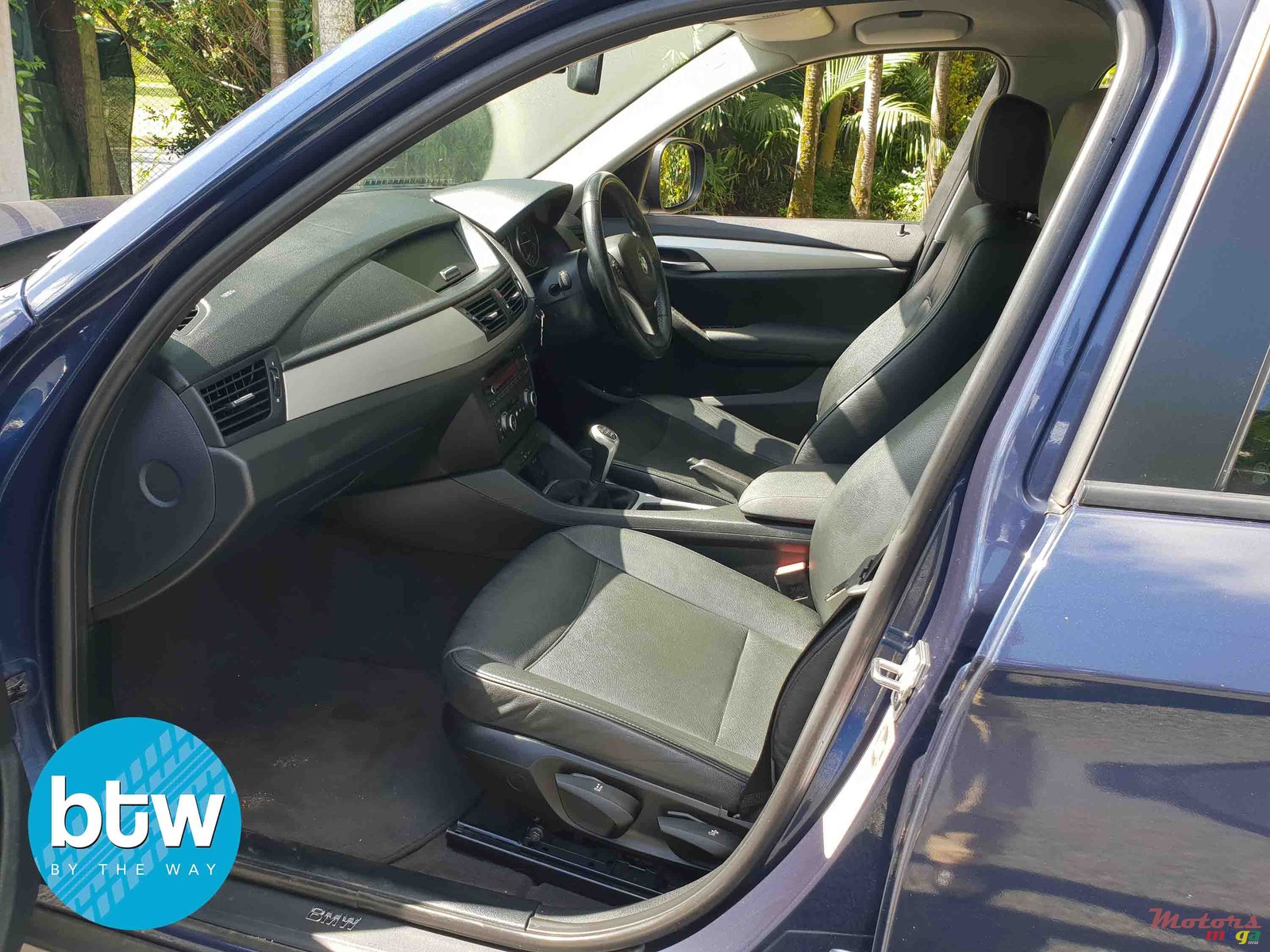 2010' BMW X1 photo #7