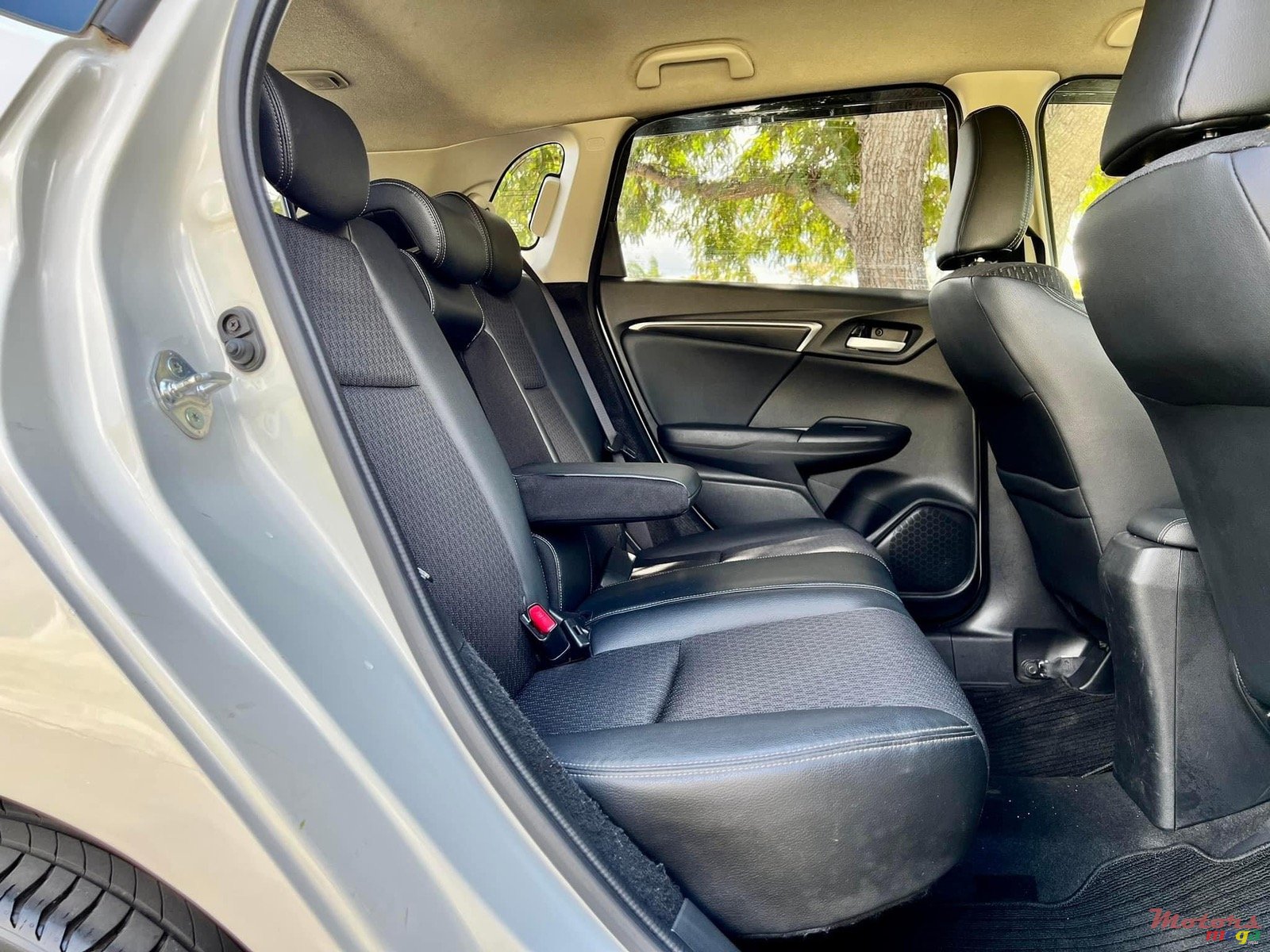 2016' Honda Fit photo #7