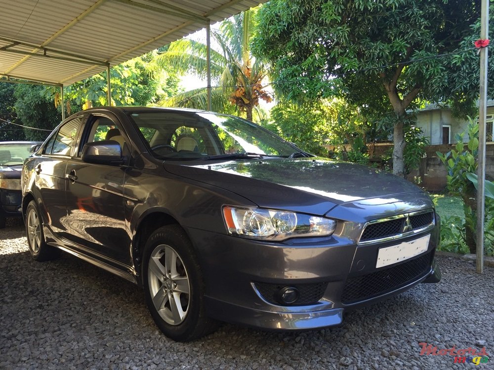 2009' Mitsubishi Lancer photo #1