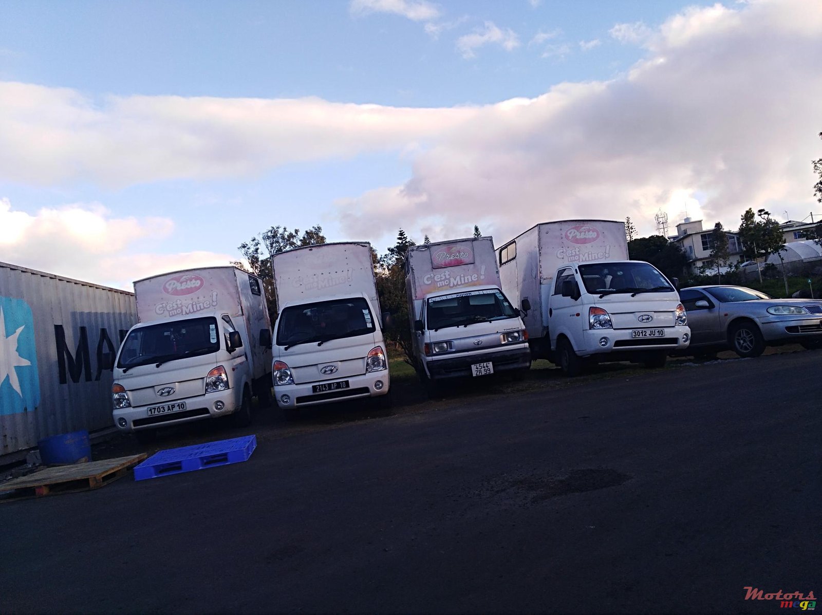 2010' Hyundai photo #1