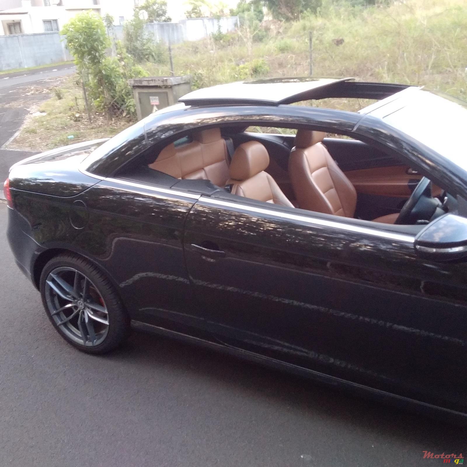 2009' Volkswagen Eos TSI photo #6