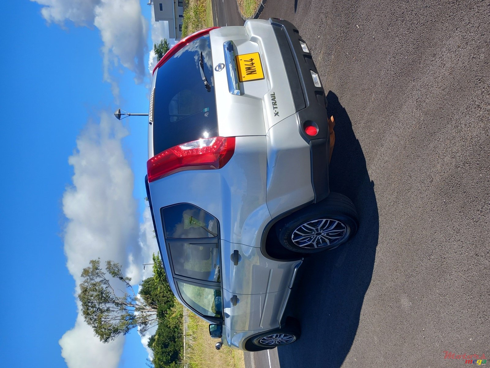 2013' Nissan X-Trail photo #3