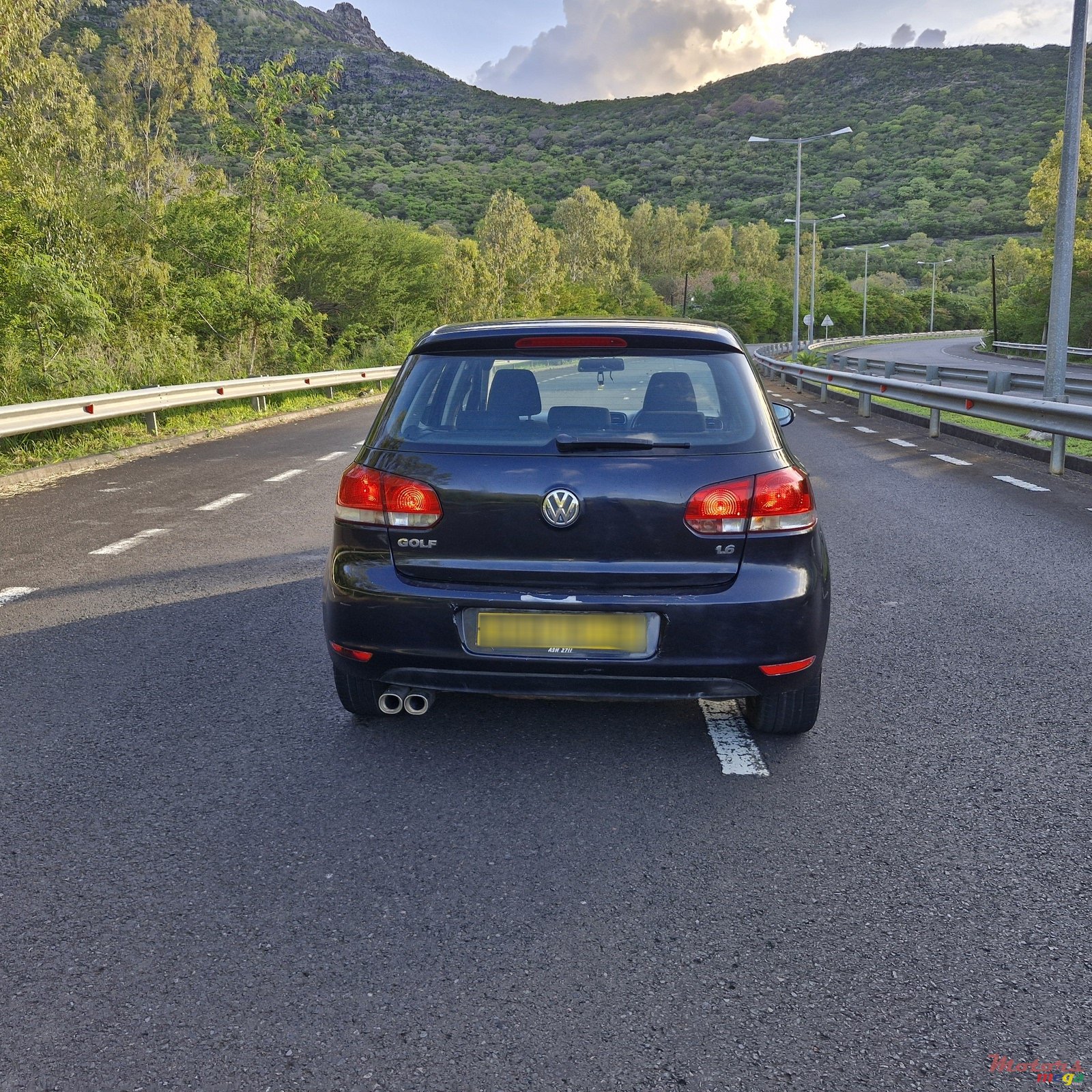 2009' Volkswagen Golf Mk6 photo #2