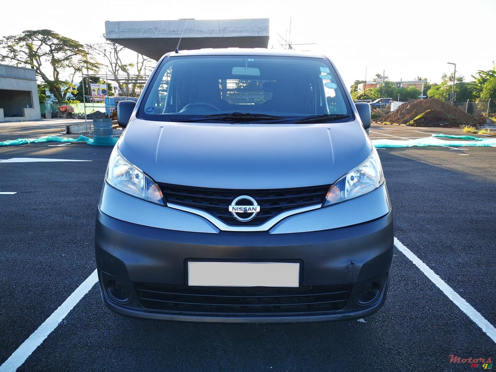 2016' Nissan NV200 Goods Vehicle photo #1