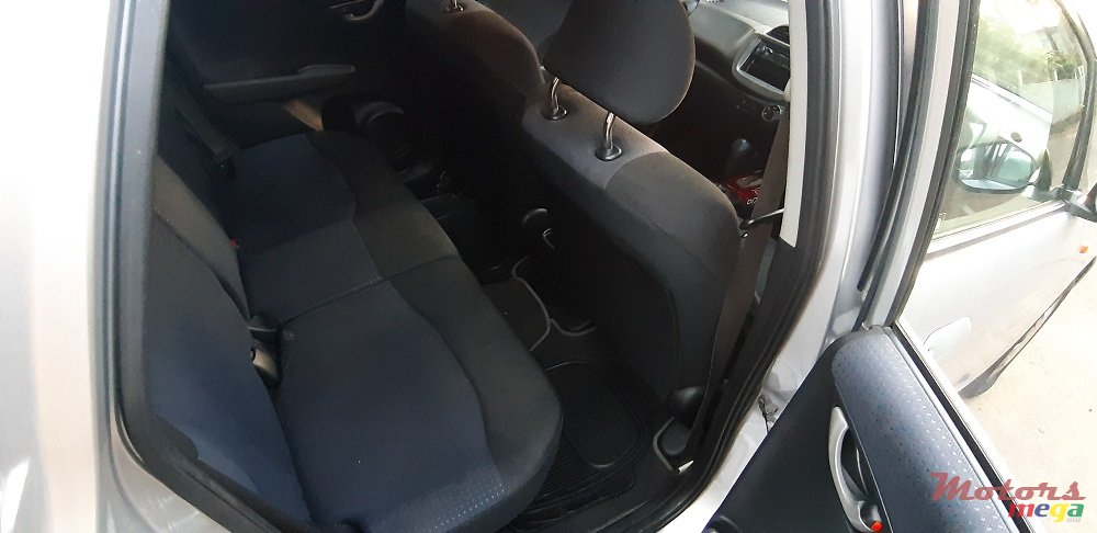 2008' Honda Fit photo #6