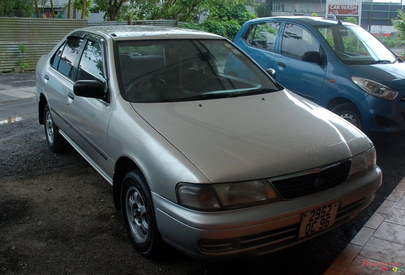 1996' Nissan Sunny photo #1