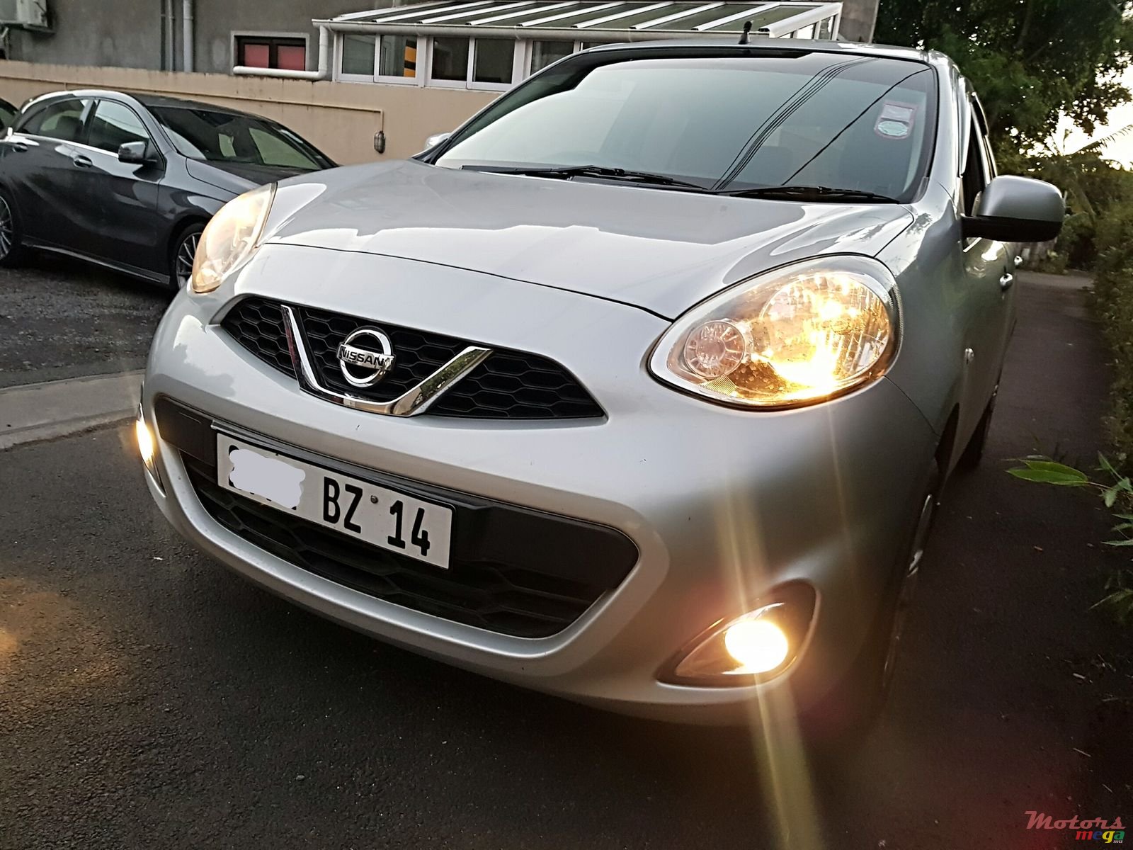 2014' Nissan March Automatic photo #2