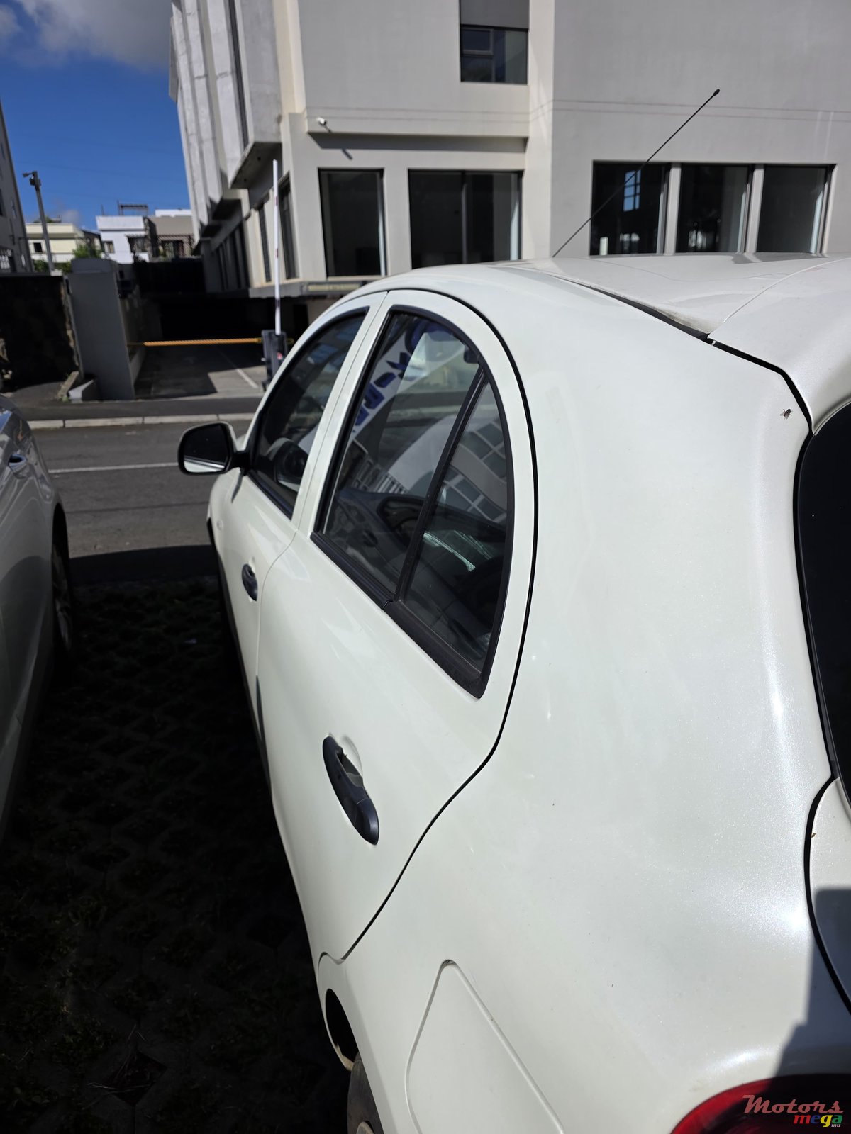 2020' Nissan Micra Premium Authomatic photo #4