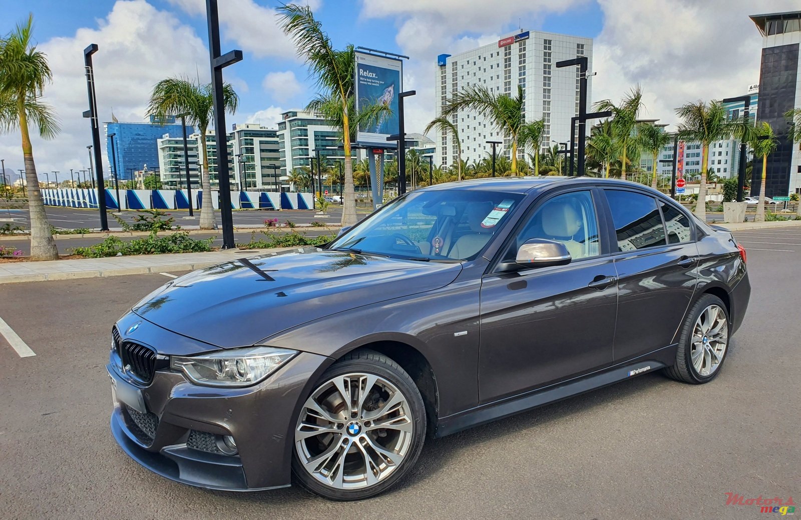 2013' BMW 316 M Sport Kit, M Sport Alloy whe photo #1