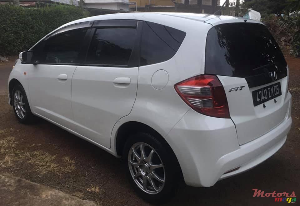 2009' Honda Fit photo #3