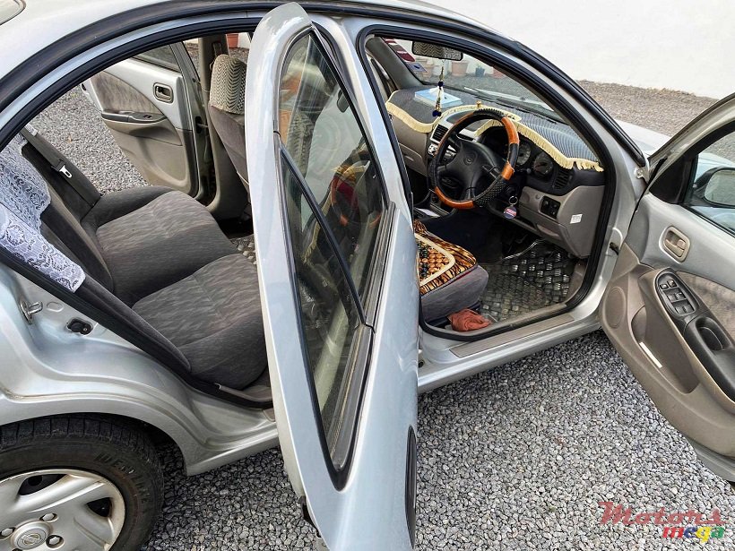 2000' Nissan Sunny N16 Manual 1.5L JAPAN photo #3