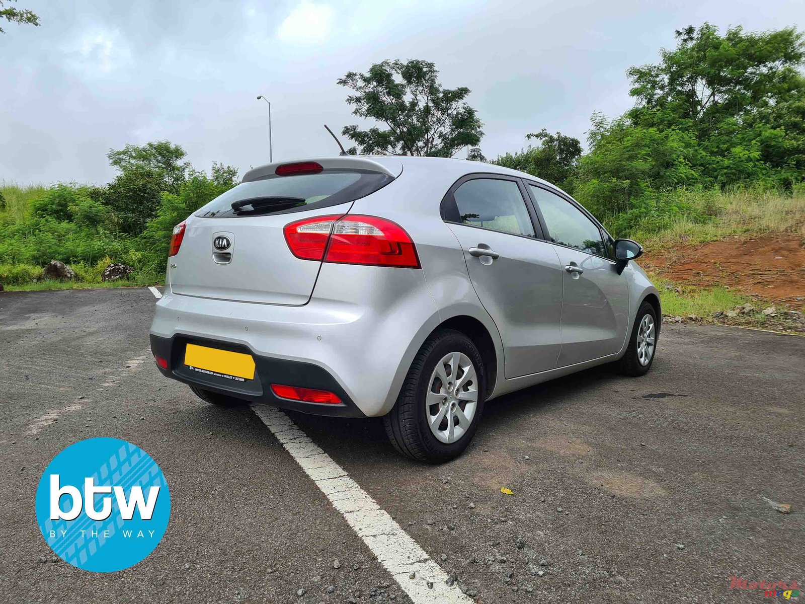 2013' Kia Rio photo #3