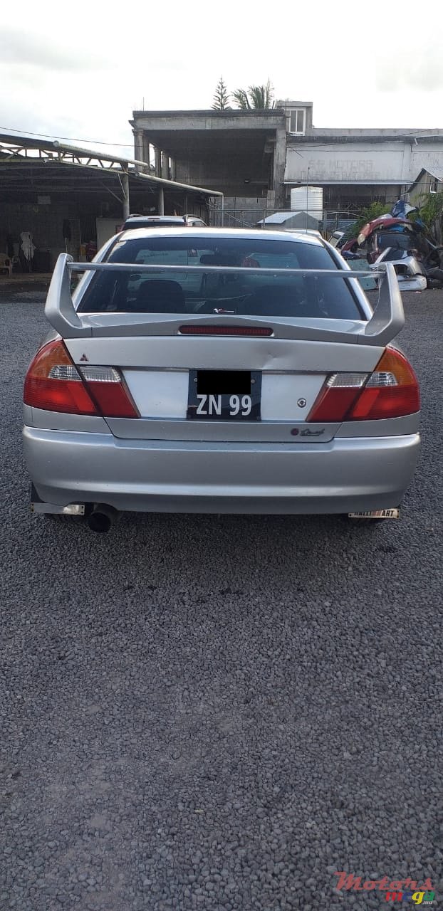 1999' Mitsubishi Lancer photo #4
