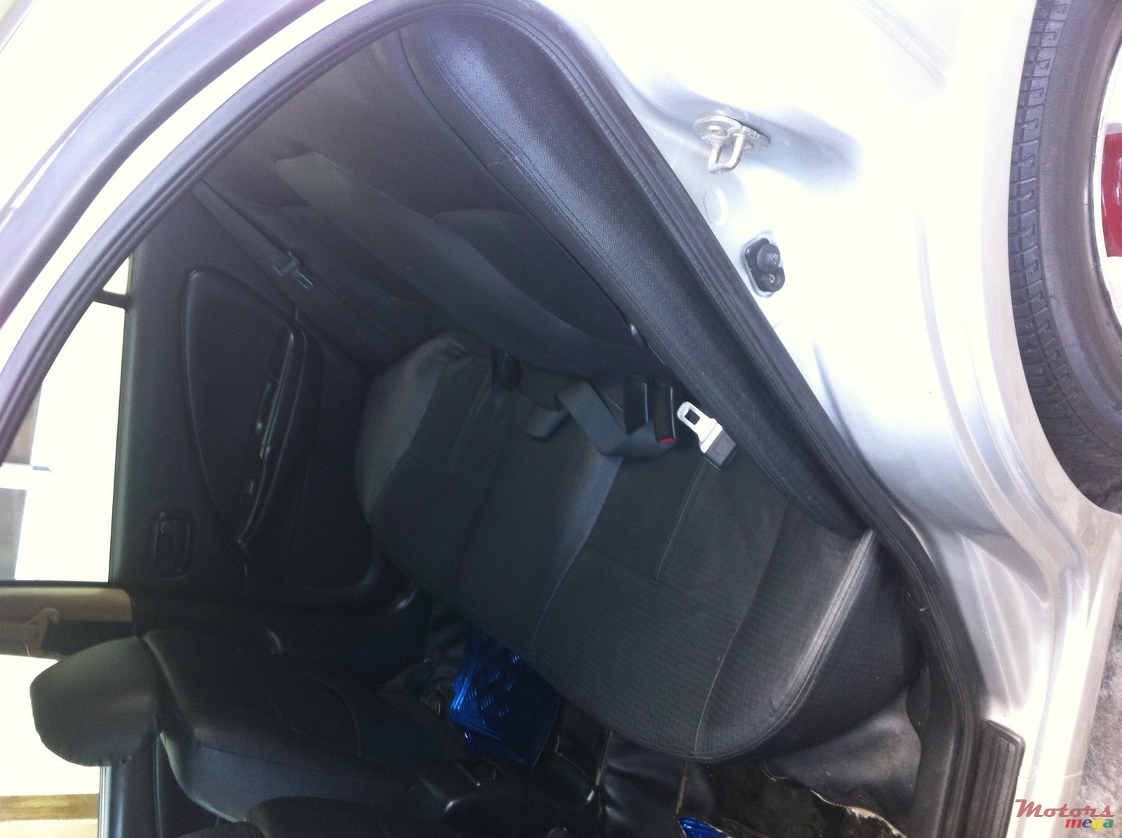 2005' Nissan Sunny N 17 photo #2