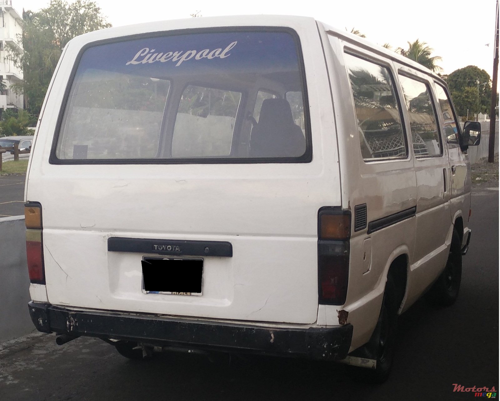 1988' Toyota HiAce photo #3