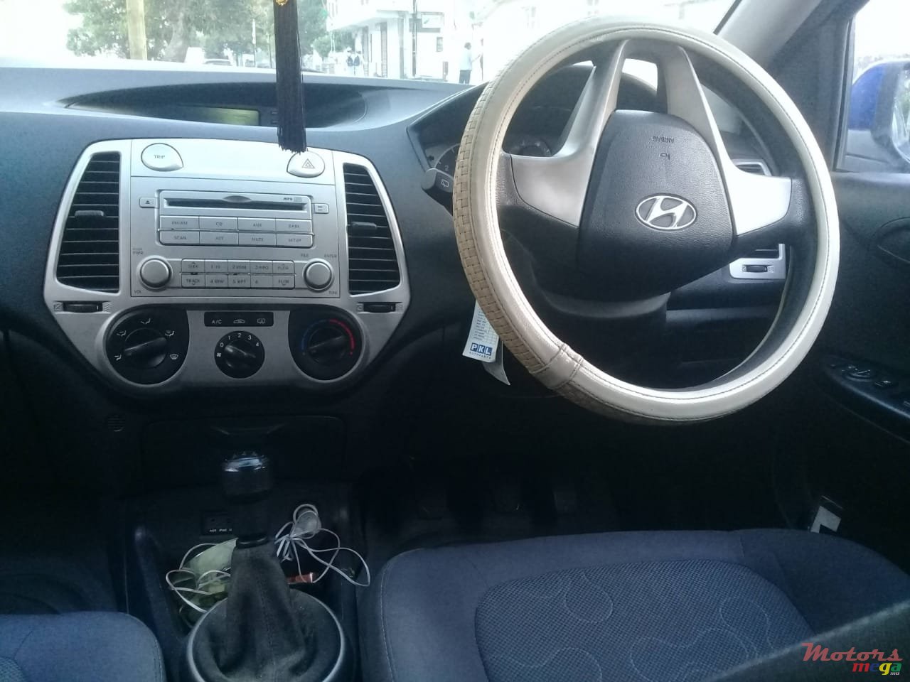 2010' Hyundai i20 photo #3