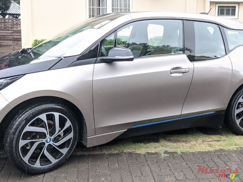2015' BMW i3 range-extender photo #1